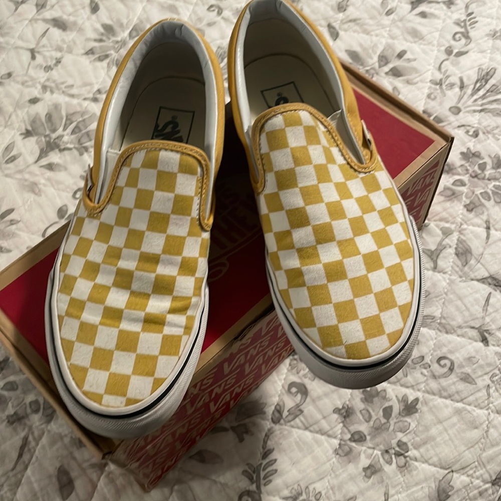 Slip on Yellow Vans